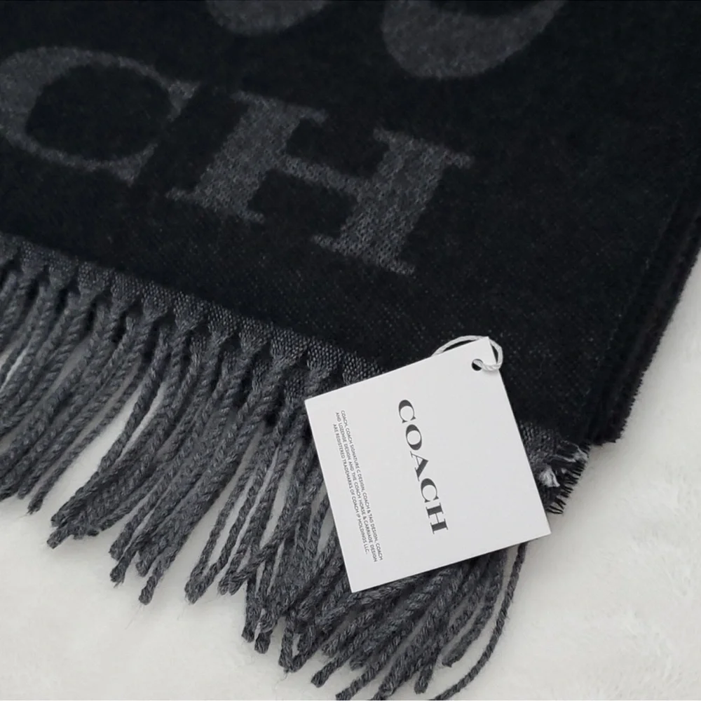 Coach Wool Cashmere scarf